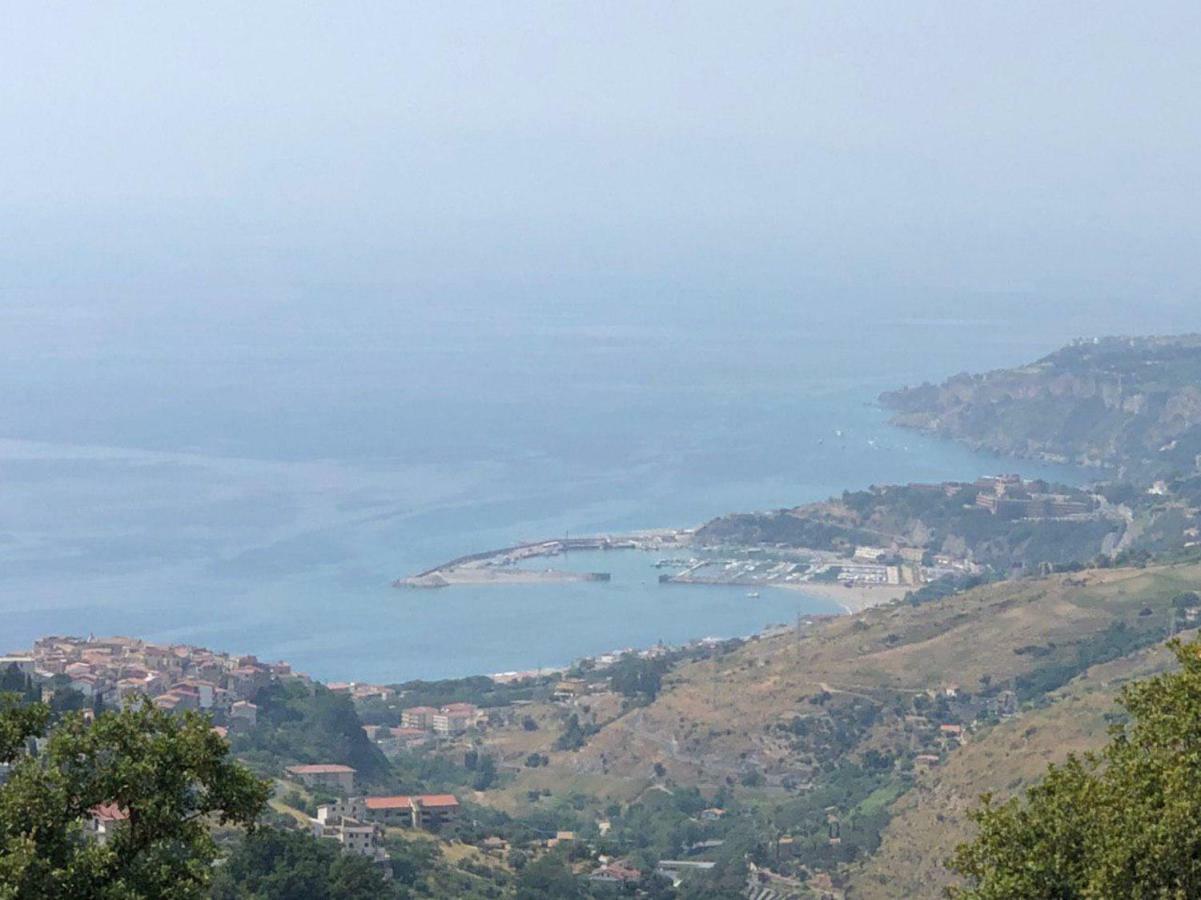 Apartamento La Terrazza Di Carmen E Fausto Cetraro Exterior foto